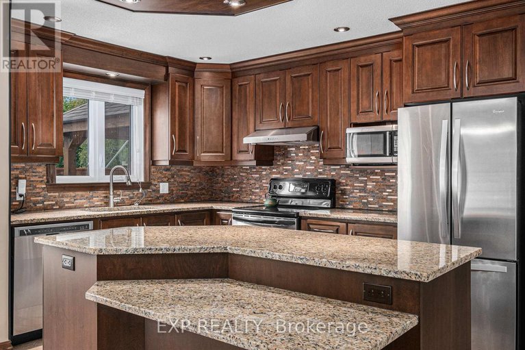 28799332/16-landriault-avenue/champlain-twp/champlain/ontario/K0B1K0_11