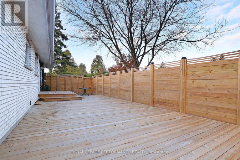 29123803/2320-nerta-street/hawthorne-meadows/ottawa/ontario/K1G1E5_39