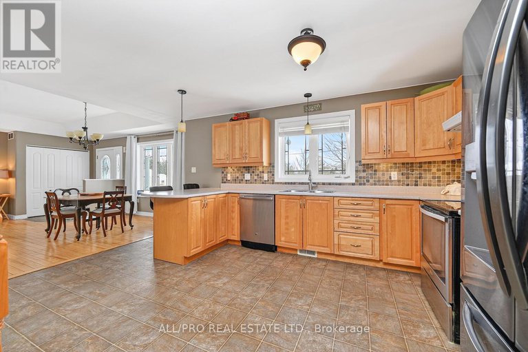 29232392/1264-lori-elizabeth-street/north-dundas-mountain-twp/north-dundas/ontario/K0C2K0_11