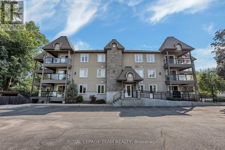 28708975/202-2-warner-street/village-of-russell/russell/ontario/K4R0B4_1