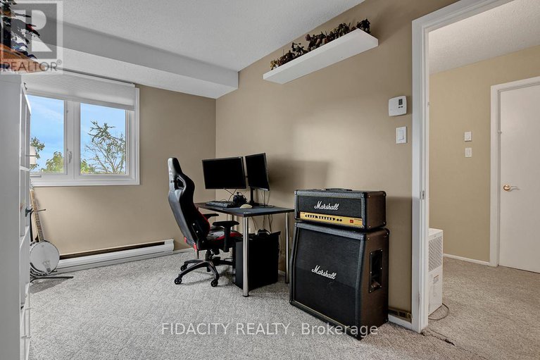 29034615/61-159-salter-crescent/beaverbrook/ottawa/ontario/K2K1Y8_17