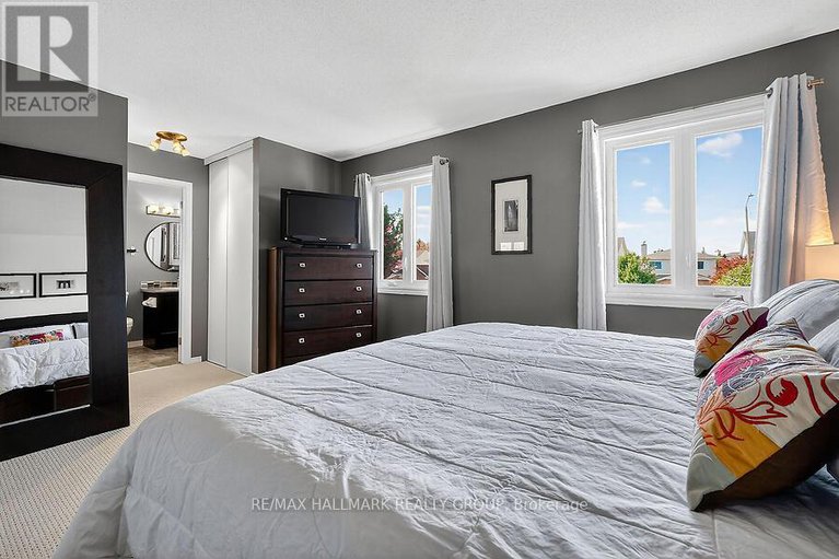 29008692/1915-orchardview-avenue/fallingbrookgardenway-south/ottawa/ontario/K4A3H1_19