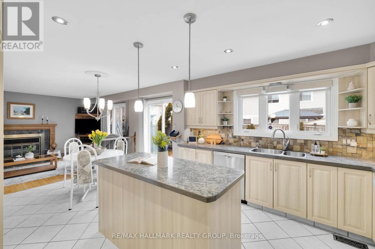 29571955/5-ellisson-way/hunt-club-park/ottawa/ontario/K1G4N9_14