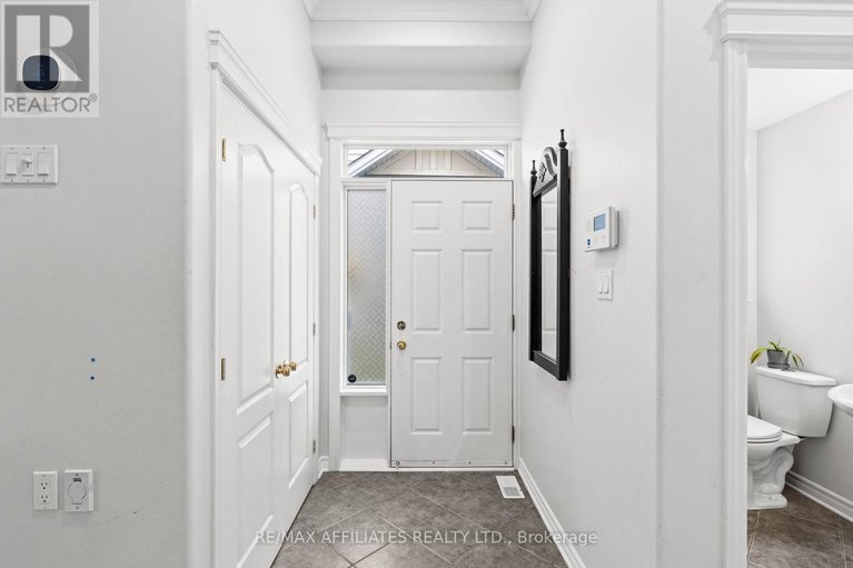28647075/110-waterbridge-drive/barrhaven-east/ottawa/ontario/K2G7C2_4