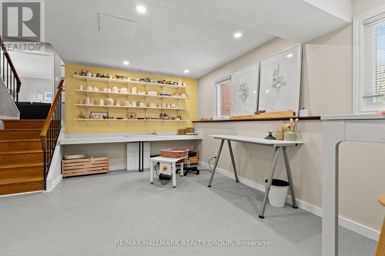 29447574/34-nanook-crescent/katimavik/ottawa/ontario/K2L2A7_56