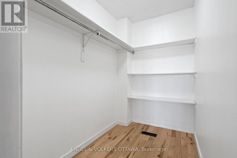 29436861/6346-beausejour-drive/chateauneuf/ottawa/ontario/K1C3J8_23