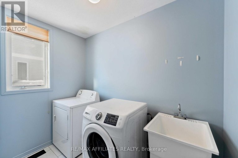 28969212/59-baywood-drive/stittsville-south/ottawa/ontario/K2S2H5_18