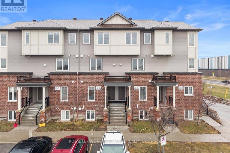 29463572/232-shanly-private/stonebridge/ottawa/ontario/K2J5X6_1