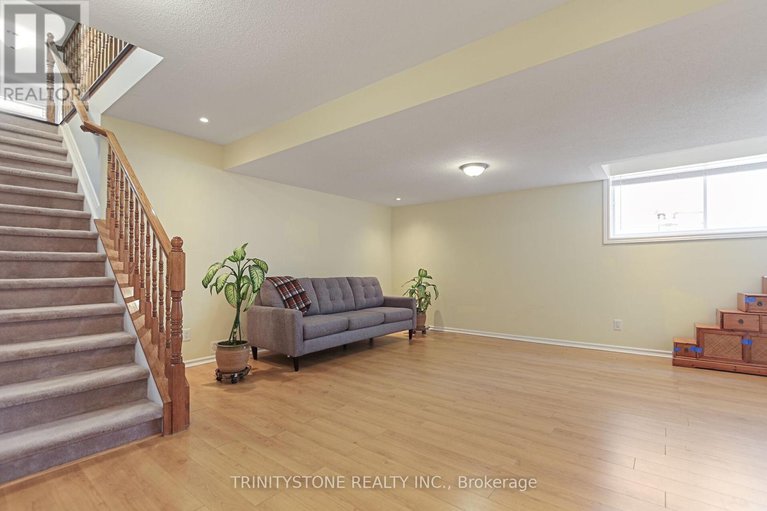 28552105/422-statewood-drive/morgans-grantsouth-march/ottawa/ontario/K2K0B7_35