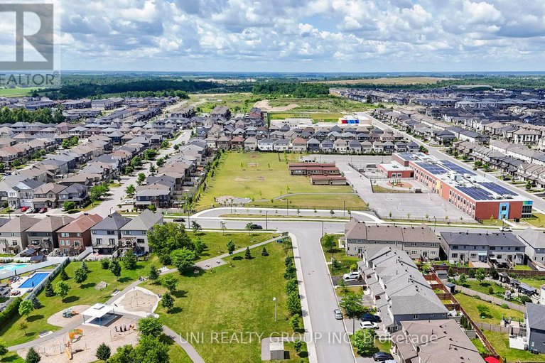 28595256/25-clonfadda-terrace/half-moon-bay/ottawa/ontario/K2J6E7_49