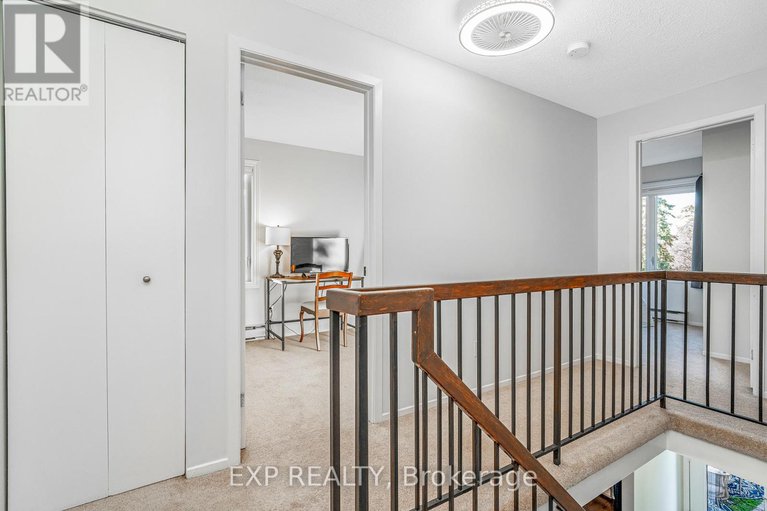 29240374/104-1820-marsala-crescent/fallingbrookpineridge/ottawa/ontario/K4A2E7_17