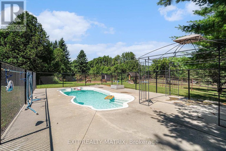 28633840/21111-concession-rd-8-road/south-glengarry-lancaster-twp/south-glengarry/ontario/K0C1L0_15