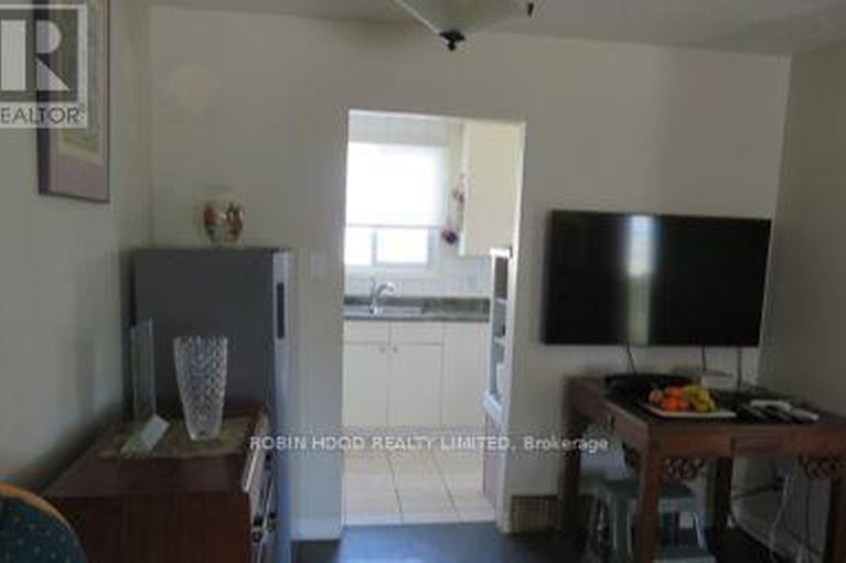 29624150/1-lotus-court/carson-grove/ottawa/ontario/K1J8A6_4