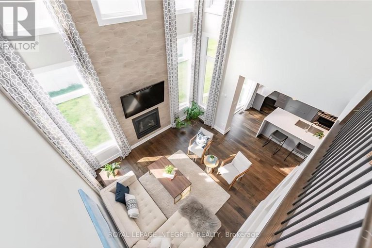 29443241/332-haliburton-heights-s/emerald-meadowstrailwest/ottawa/ontario/K2V0G1_20