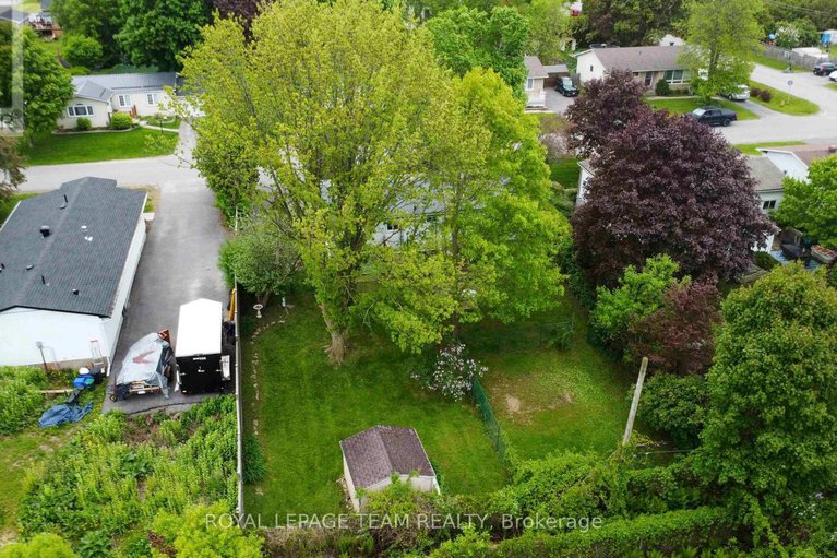 28708090/307-dodson-street/kemptville/north-grenville/ontario/K0G1J0_32