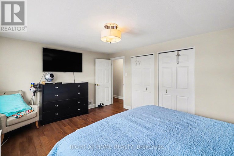 29353091/51-westpark-drive/blackburn-hamlet/ottawa/ontario/K1B3G4_23