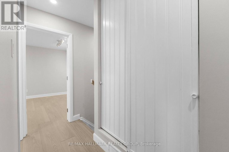 29355189/1414-ridgebrook-drive/pineview/ottawa/ontario/K1B4T2_24