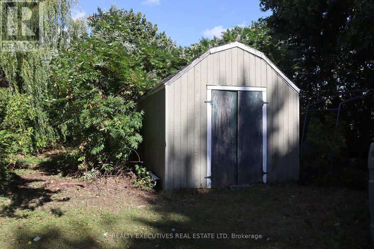 28886117/10539-gilmour-road/south-dundas-matilda-twp/south-dundas/ontario/K0E1C0_22
