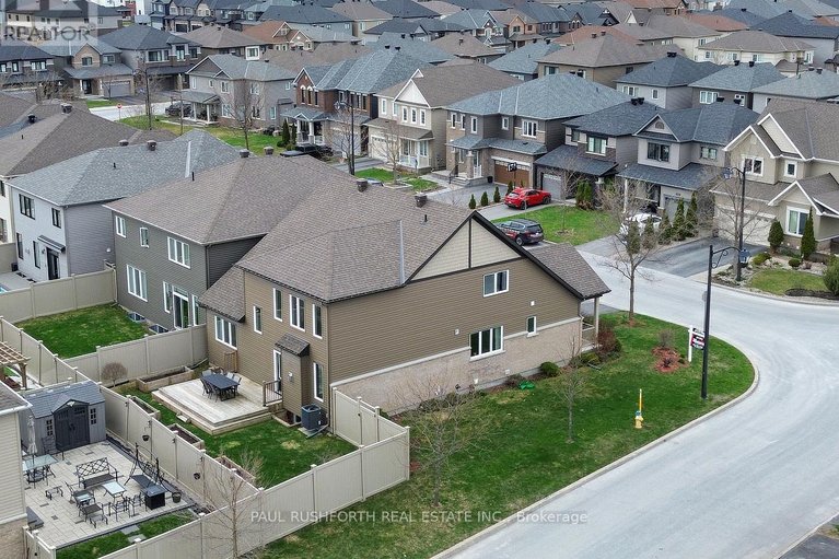 29677924/101-red-rock-lane/half-moon-bay/ottawa/ontario/K2J6H2_40