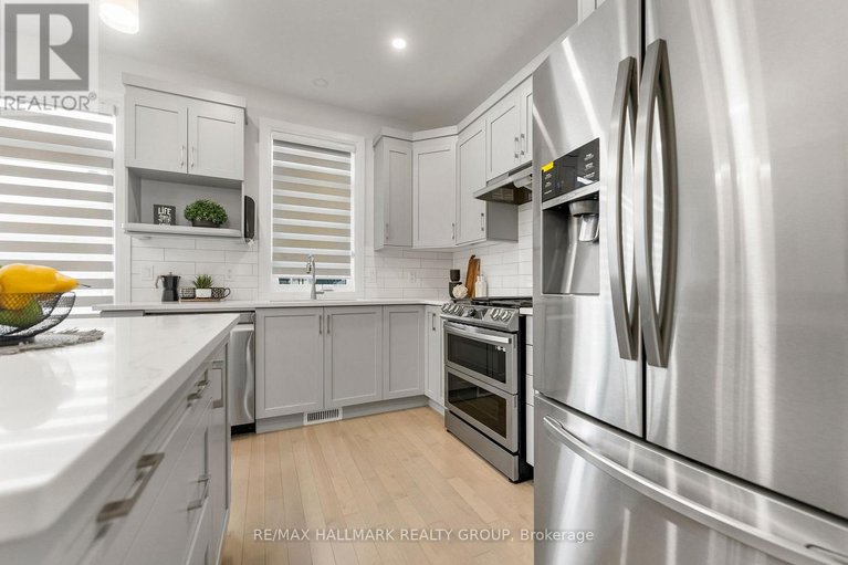 28591782/2012-berne-street/embrun/russell/ontario/K0A1W0_14