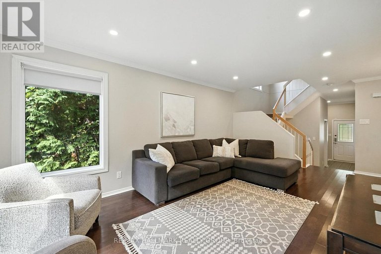 28787339/6272-sablewood-place/chapel-hill/ottawa/ontario/K1C7M5_9