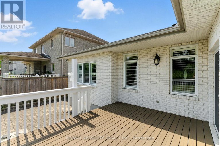 29034266/1513-apeldoorn-avenue/carleton-heights/ottawa/ontario/K2C1V2_46