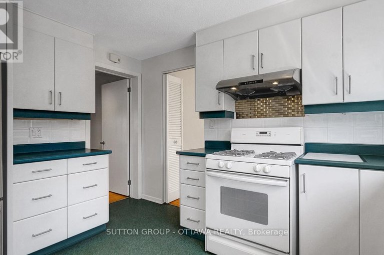 29636036/38-beaver-ridge/city-viewskylinefisher-heightsparkwood-hills/ottawa/ontario/K2E6C7_20