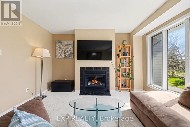 29666141/8-barnaby-private/overbrookcastle-heights/ottawa/ontario/K1K4S4_11