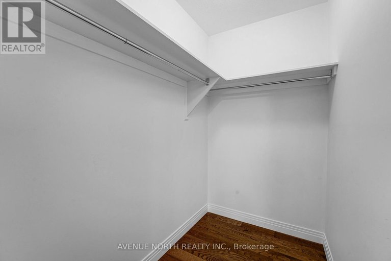 29622696/945-cahill-drive-w/hunt-club/ottawa/ontario/K1V2C3_35