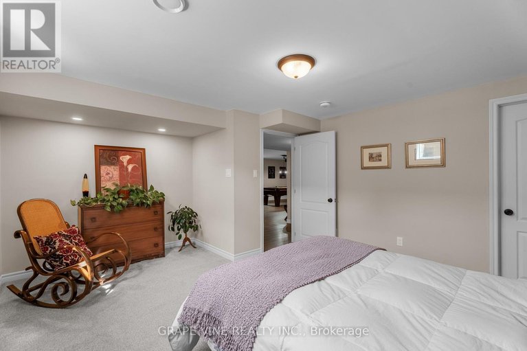 28591080/865-markwick-crescent/notting-hillsummerside/ottawa/ontario/K4A4M7_28