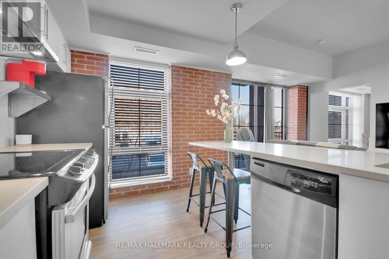 29420201/208-555-anand-private/riverside-park-south/ottawa/ontario/K1V2R7_12