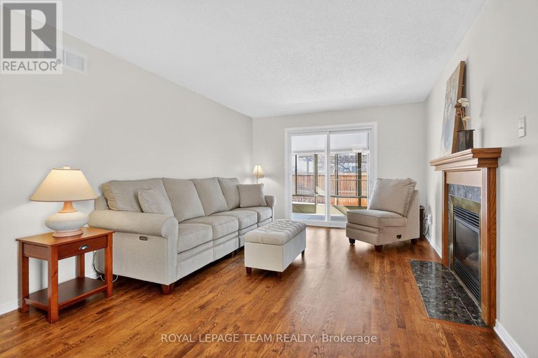 29427444/84-newborough-crescent/barrhaven-east/ottawa/ontario/K2G6A9_15