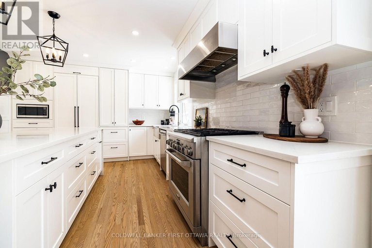 29527335/32-kyle-avenue/stittsville-central/ottawa/ontario/K2S1G9_13