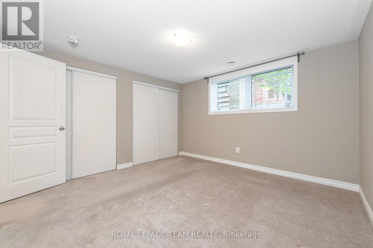 28869009/634-danaca-private/carson-meadows/ottawa/ontario/K1K2V7_24