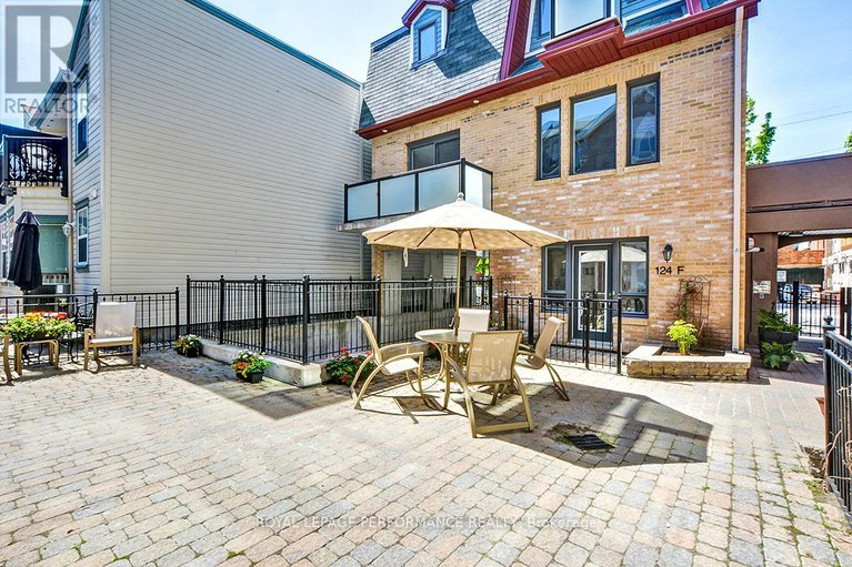 27937706/124-guigues-avenue/lower-townbyward-market/ottawa/ontario/K1N5H7_6