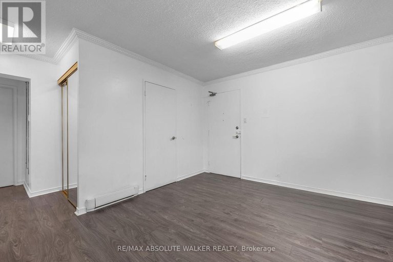 28617680/1606-158c-mcarthur-avenue/vanier/ottawa/ontario/K1L8E7_6