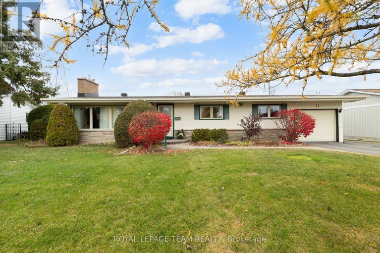 29081849/11-cherrywood-drive/arbeatha-park/ottawa/ontario/K2H6H1_1