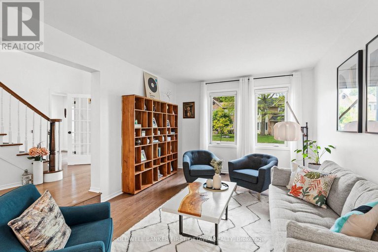 28427469/2722-wyldewood-street/emerald-woodssawmill-creek/ottawa/ontario/K1T2R9_8