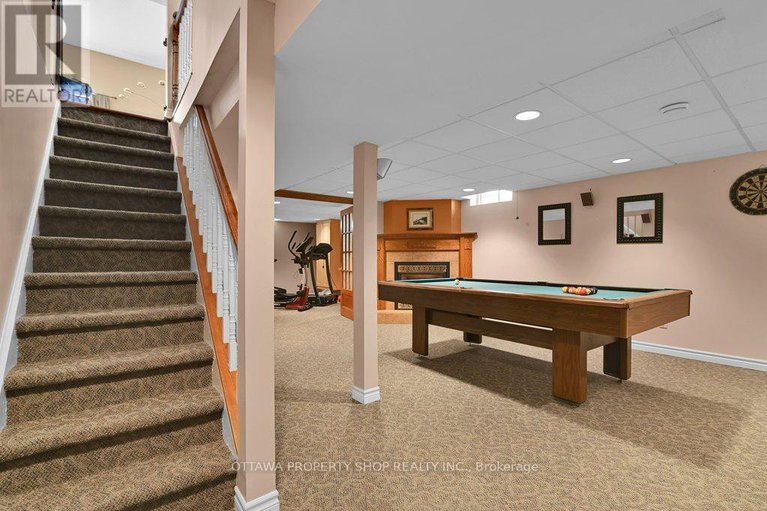 28350114/6156-vineyard-drive/convent-glen/ottawa/ontario/K1C2N6_20
