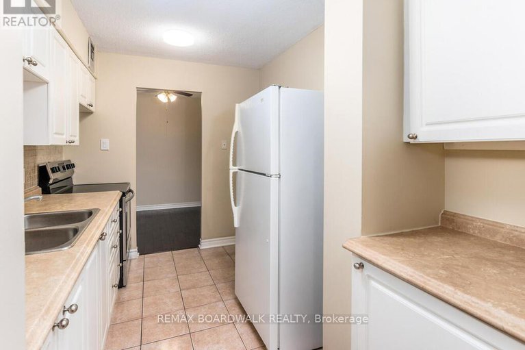 29255405/709-2400-virginia-drive/urbandale-acres/ottawa/ontario/K1H8L3_9