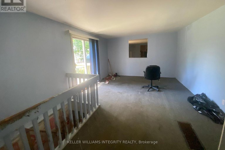 28127575/2415-du-lac-road/clarencerockland-twp/clarence-rockland/ontario/K0A3N0_38