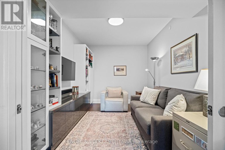 29077253/1002-108-lisgar-street/ottawa-centregolden-triangle/ottawa/ontario/K2P1E1_17