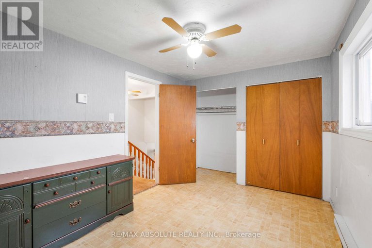 29414978/366-charron-street/town-of-rockland/clarence-rockland/ontario/K4K1B2_14