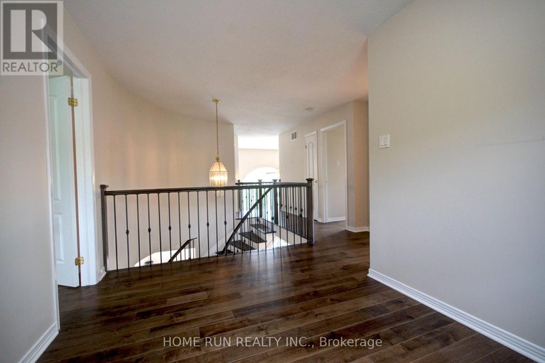28431442/3507-wyman-crescent/windsor-park-village/ottawa/ontario/K1V0Y8_28