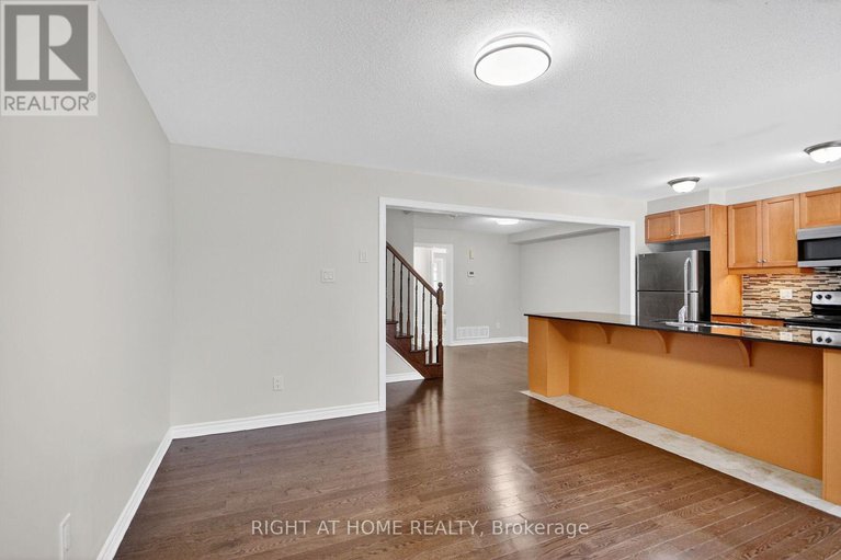 29406516/766-mayfly-crescent/half-moon-bay/ottawa/ontario/K2J6C7_21