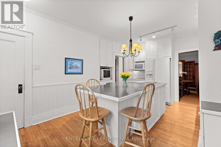 29066920/10-allan-place/glebe/ottawa/ontario/K1S3T1_14