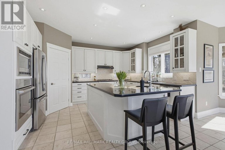 29659908/1518-monaghan-lane/rural-kanata-central/ottawa/ontario/K2W1B4_20