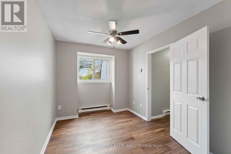 28310712/34j-1958-jasmine-crescent/beacon-hill-south/ottawa/ontario/K1J7W1_21