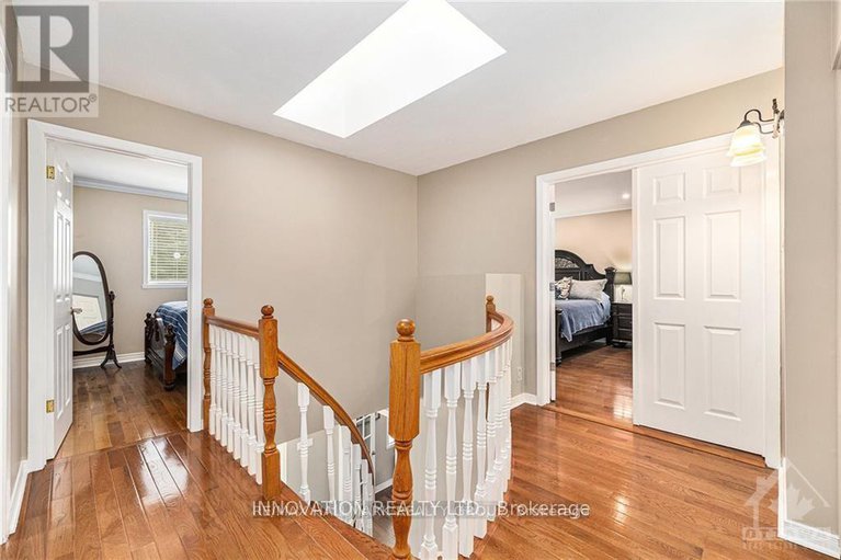 28646229/7-grierson-lane/kanata-north-west/ottawa/ontario/K2W1A6_17