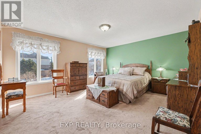 29405878/176-windhurst-drive/barrhaven-east/ottawa/ontario/K2G6J4_21